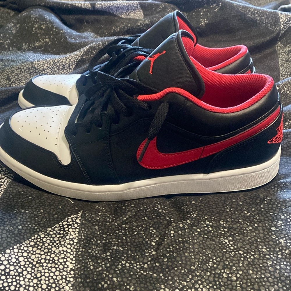 Jordan 1 Retro Low